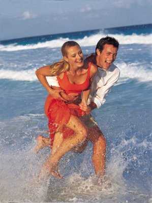 pareja-playa